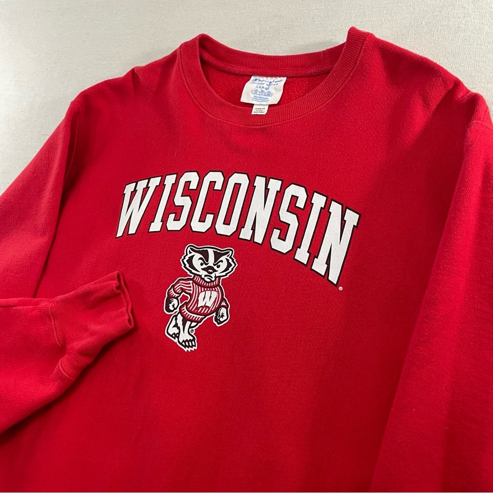 Vintage Y2K Champion Reverse Weave Wisconsin Badgers Crew Sweatshirt Red Large - Picture 2 of 11